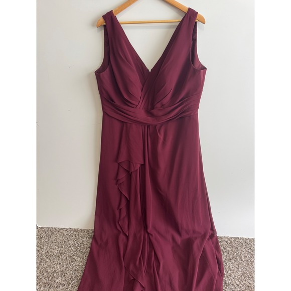 Azazie Burgundy Sleeveless V-Neck Ruffle Chiffon Bridesmaid‎ Dress - Picture 2 of 8